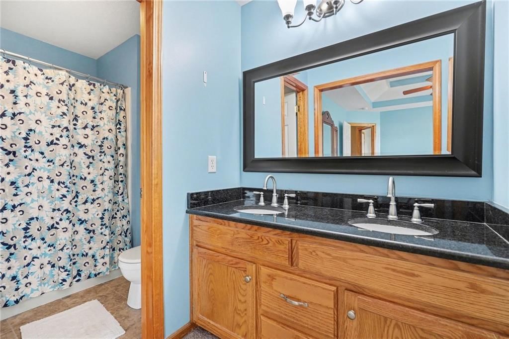 448 Laura Lane — photo 18