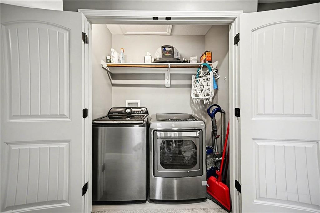1302 Regency Drive — photo 15