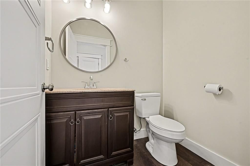 401 S Clay Street — photo 13