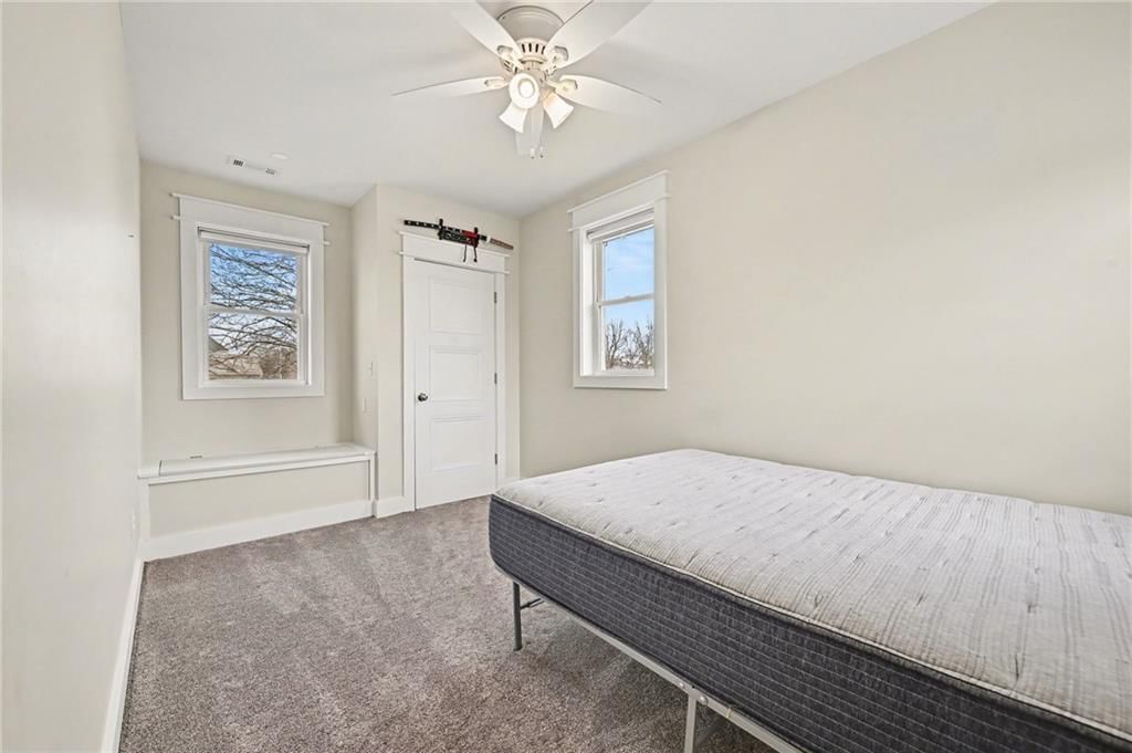401 S Clay Street — photo 22
