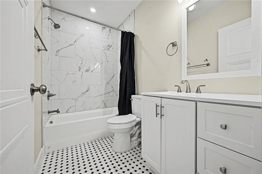 401 S Clay Street — photo 23