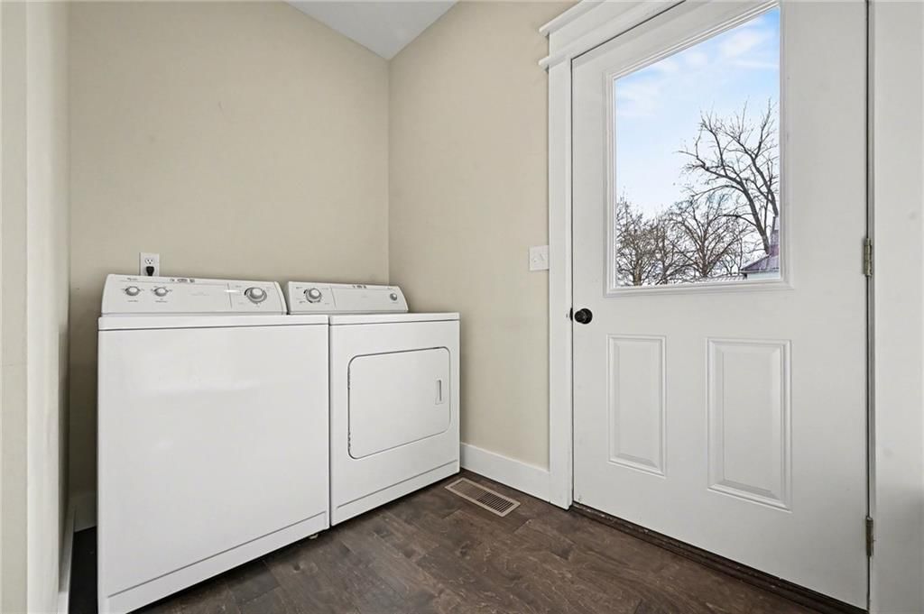 401 S Clay Street — photo 25