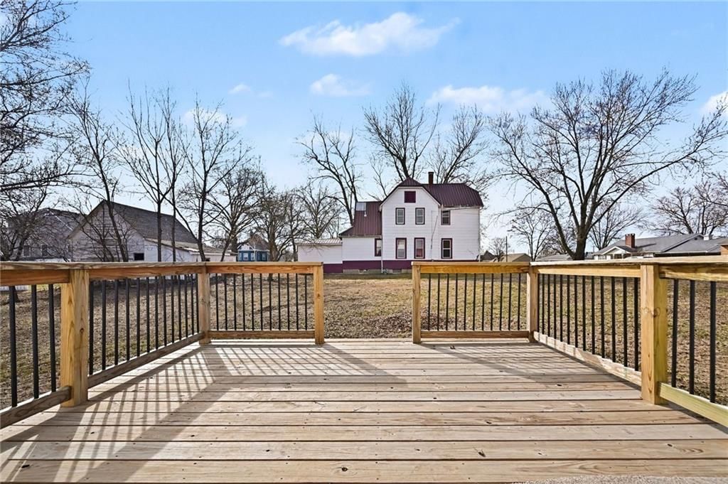 401 S Clay Street — photo 28