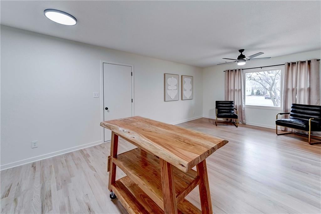 7306 Maple Street — photo 5