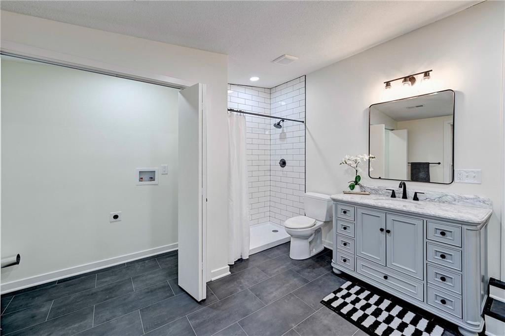 7306 Maple Street — photo 13