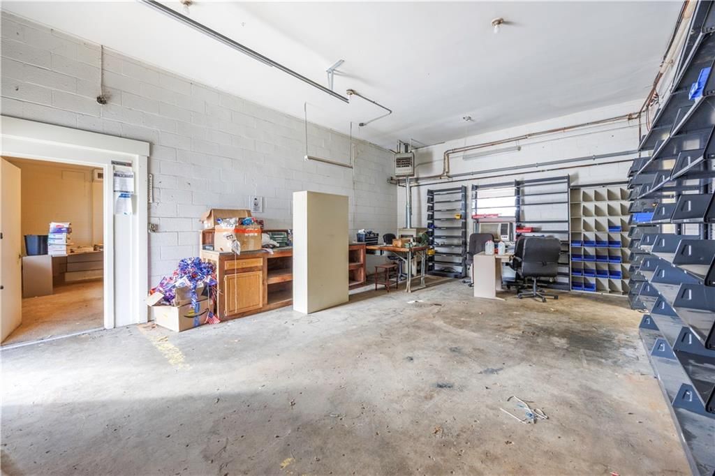 520 W Sycamore Street — photo 12