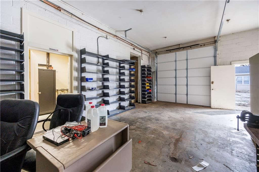 520 W Sycamore Street — photo 13