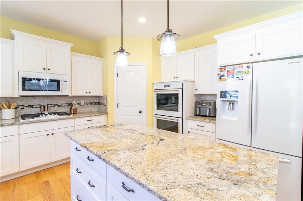 17795 Stoney Creek Lane — photo 3