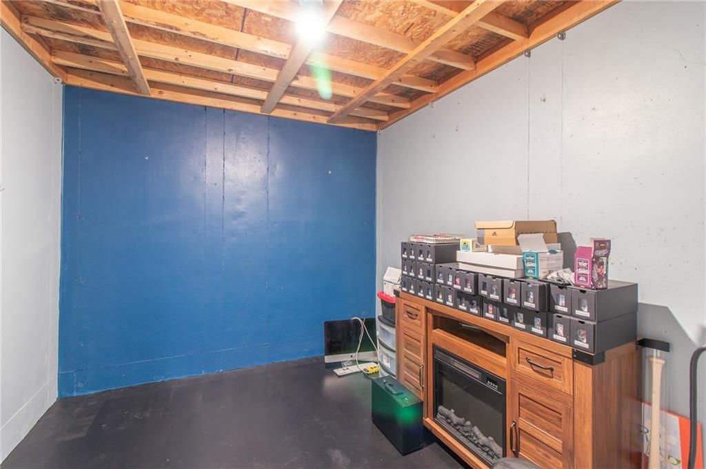 17795 Stoney Creek Lane — photo 43