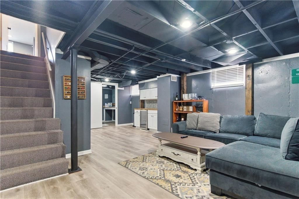 424 E 81st Street — photo 35