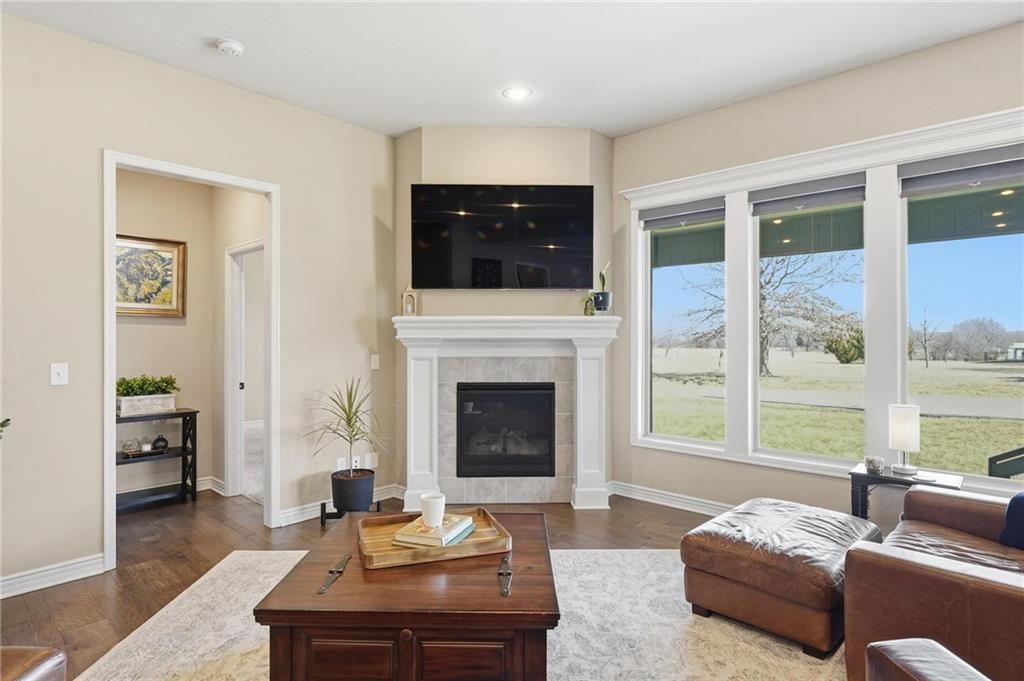 1013 NE Ravenwood Terrace — photo 6