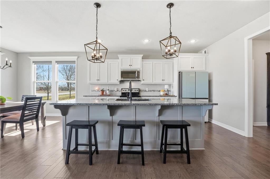 1013 NE Ravenwood Terrace — photo 12