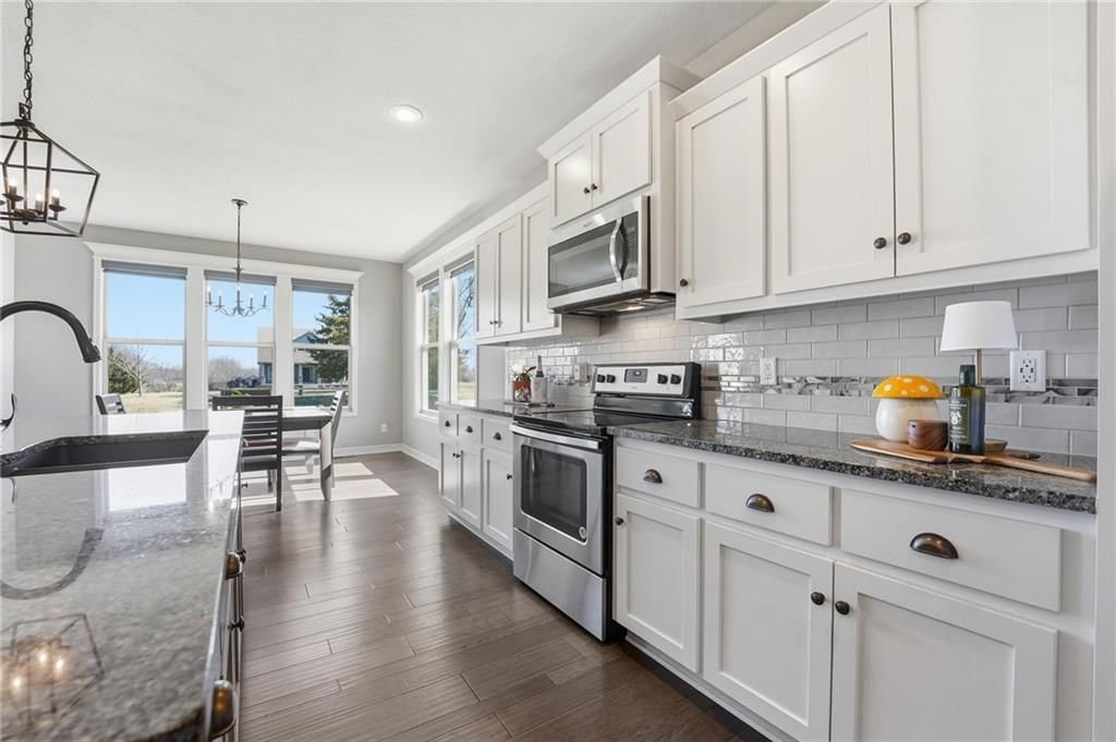 1013 NE Ravenwood Terrace — photo 13