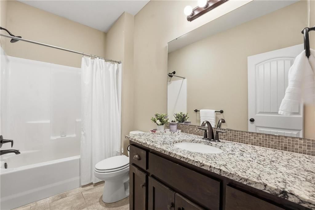 1013 NE Ravenwood Terrace — photo 20
