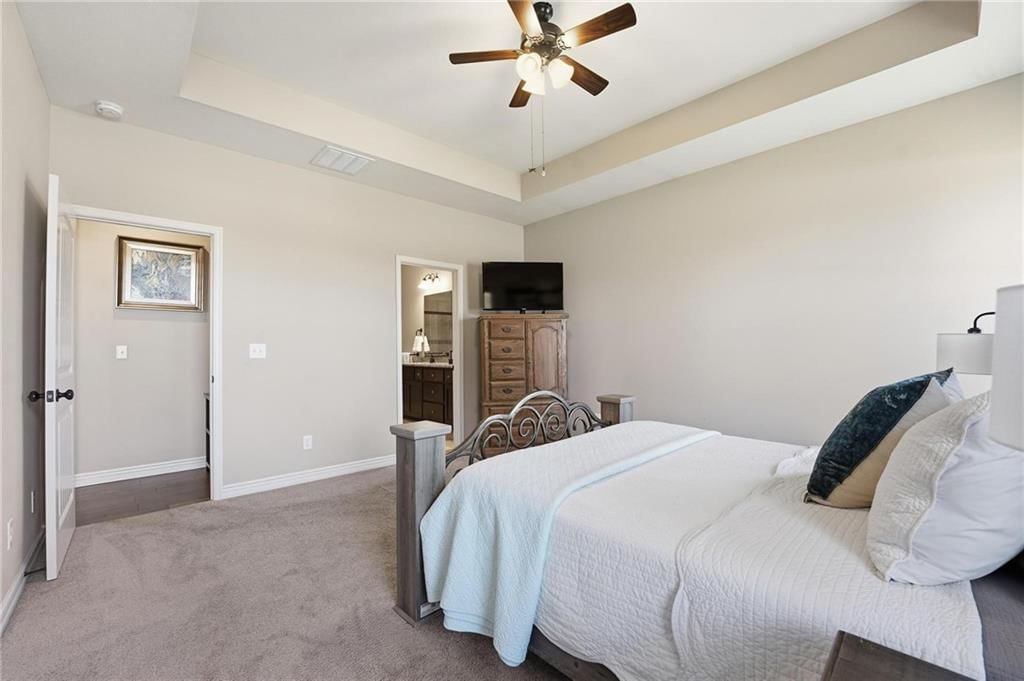 1013 NE Ravenwood Terrace — photo 22