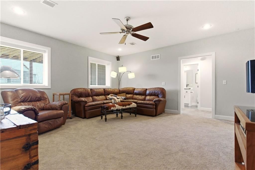 15979 W 163rd Terrace — photo 38