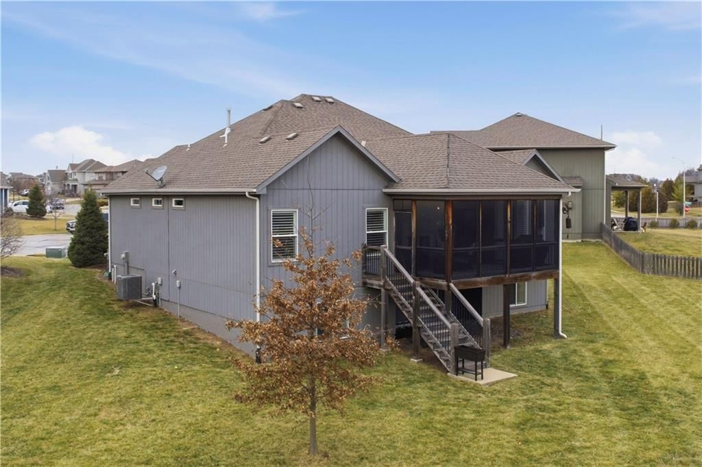 15979 W 163rd Terrace — photo 58