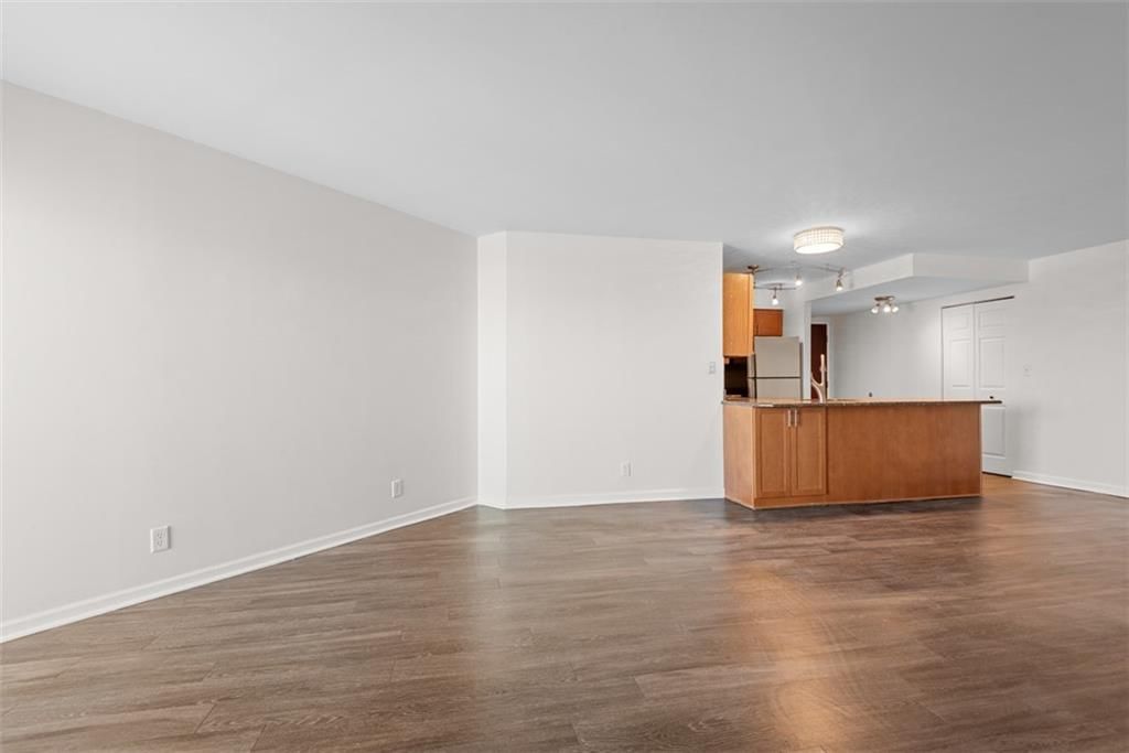 3838 Rainbow Boulevard — photo 9