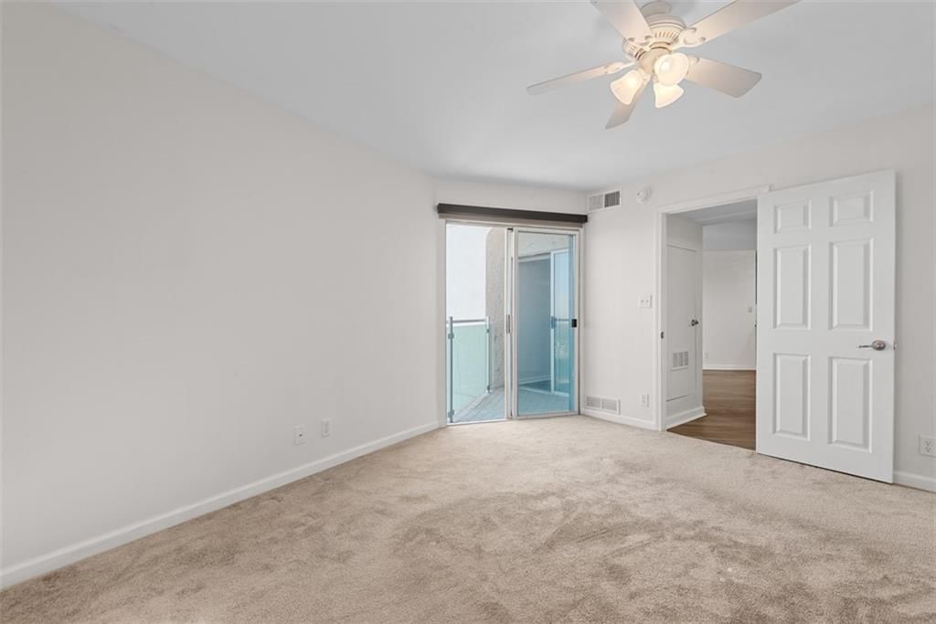 3838 Rainbow Boulevard — photo 13