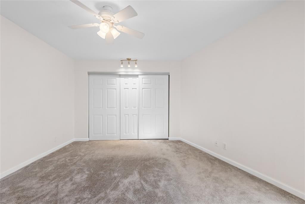 3838 Rainbow Boulevard — photo 14