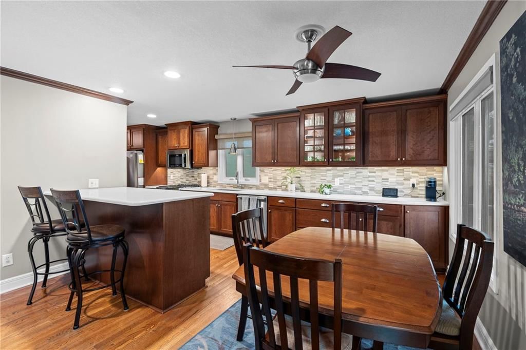 1077 South Shore Drive — photo 9