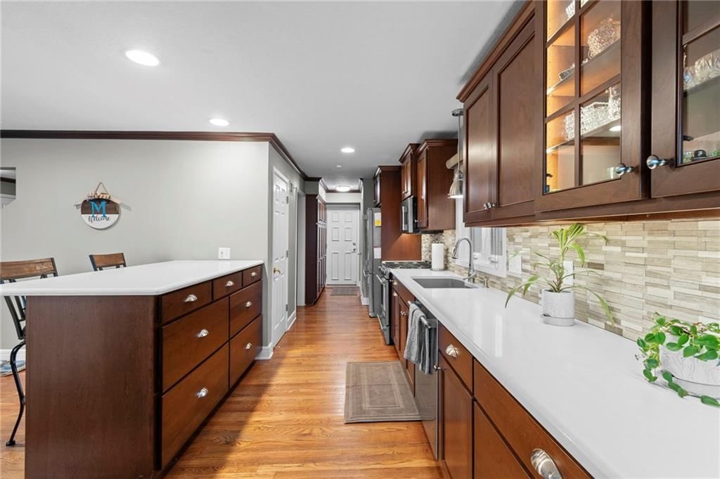 1077 South Shore Drive — photo 11