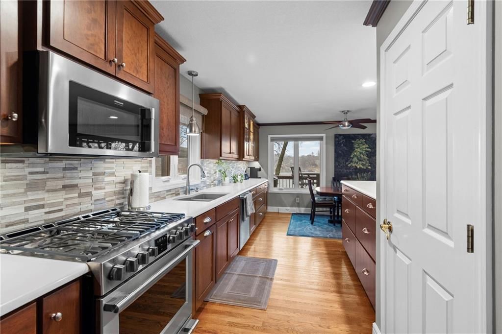1077 South Shore Drive — photo 12