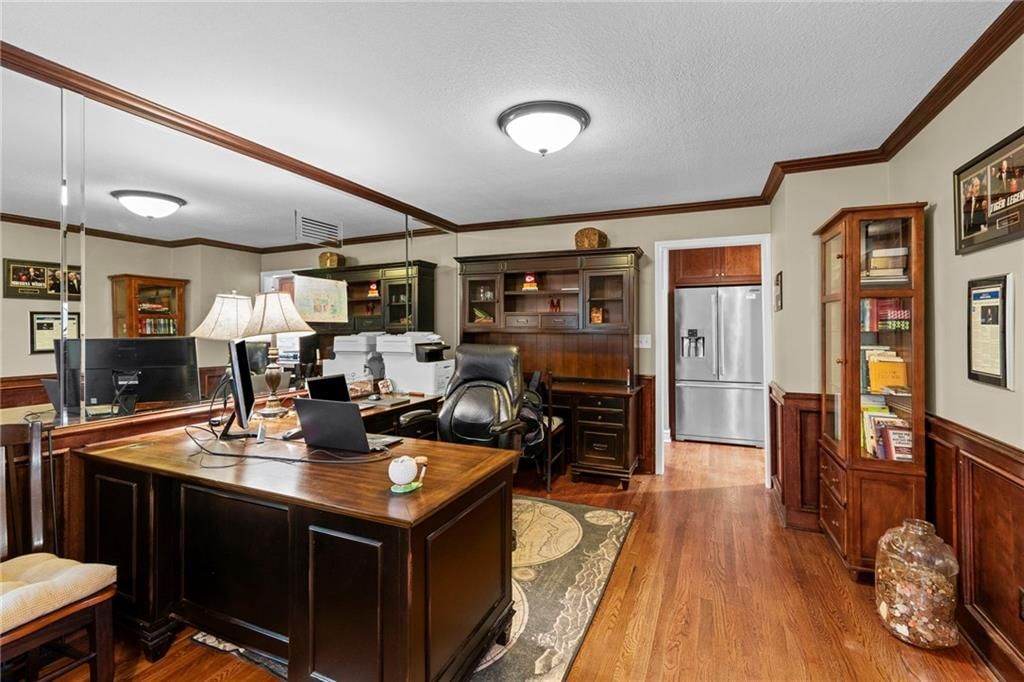1077 South Shore Drive — photo 14