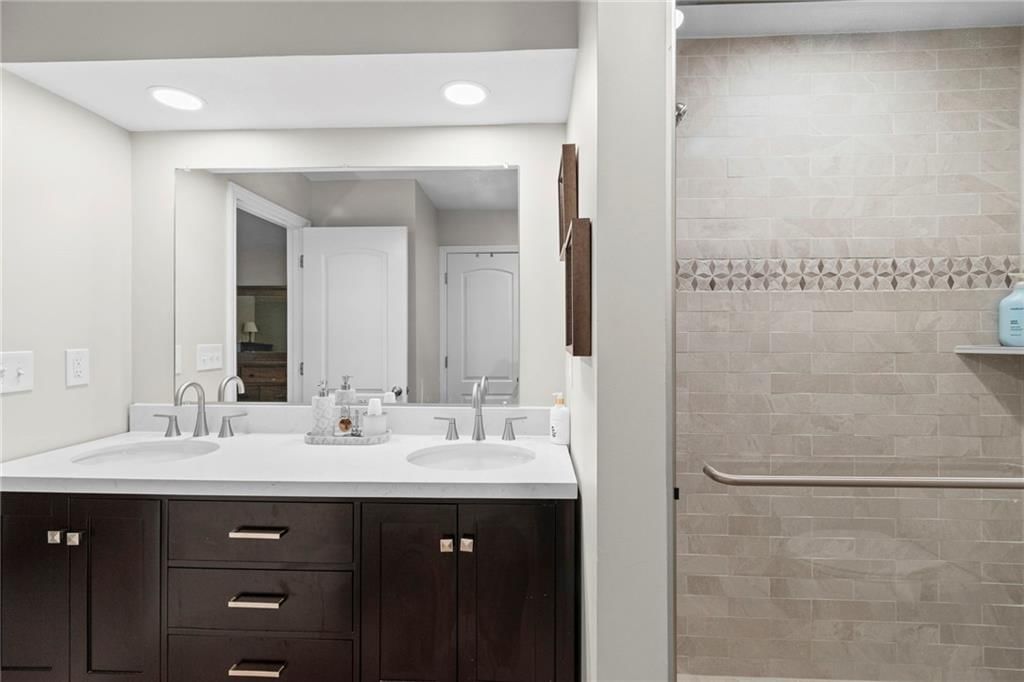 1077 South Shore Drive — photo 18