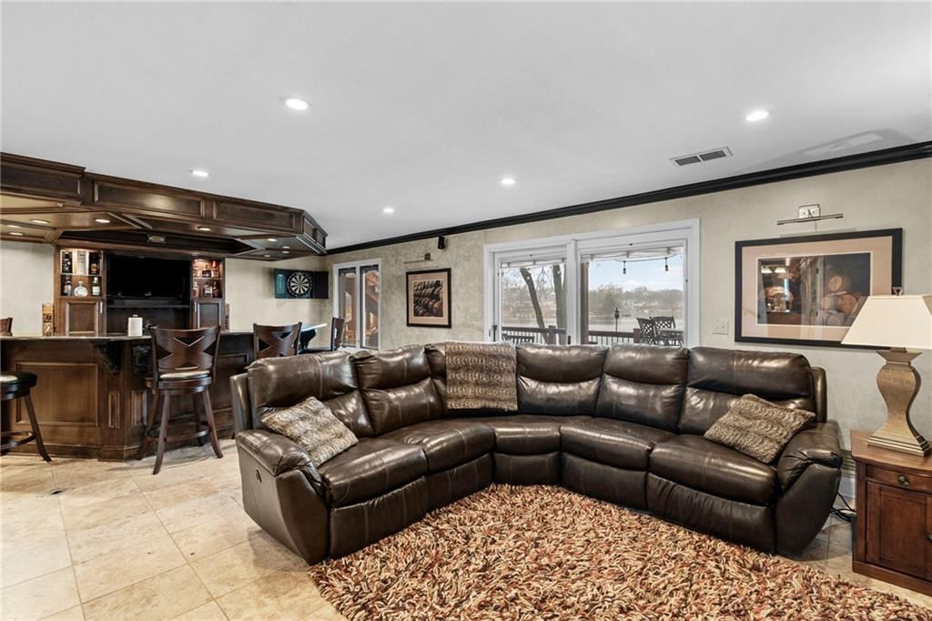 1077 South Shore Drive — photo 27
