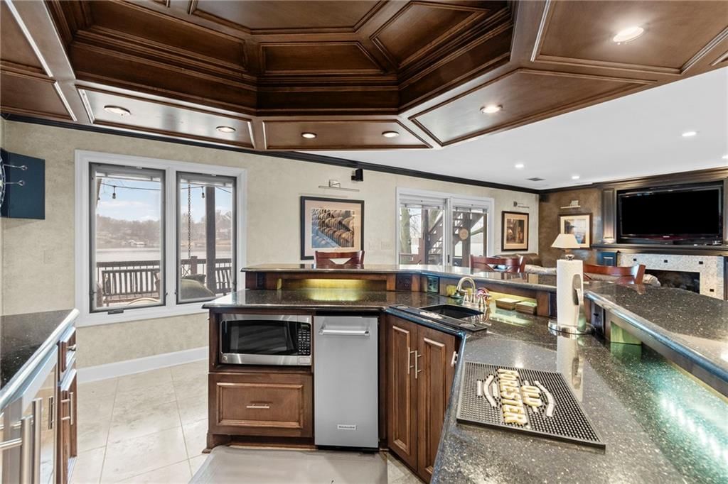 1077 South Shore Drive — photo 30