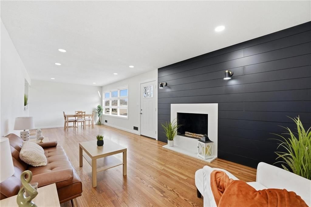 6402 N Forest Avenue — photo 4