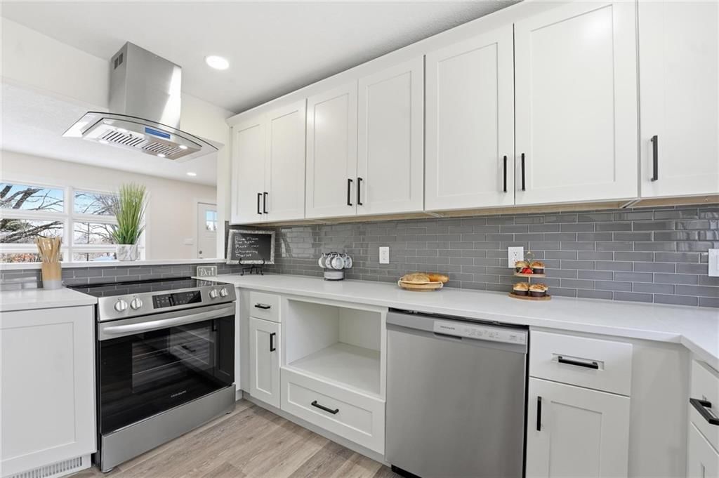 6402 N Forest Avenue — photo 13
