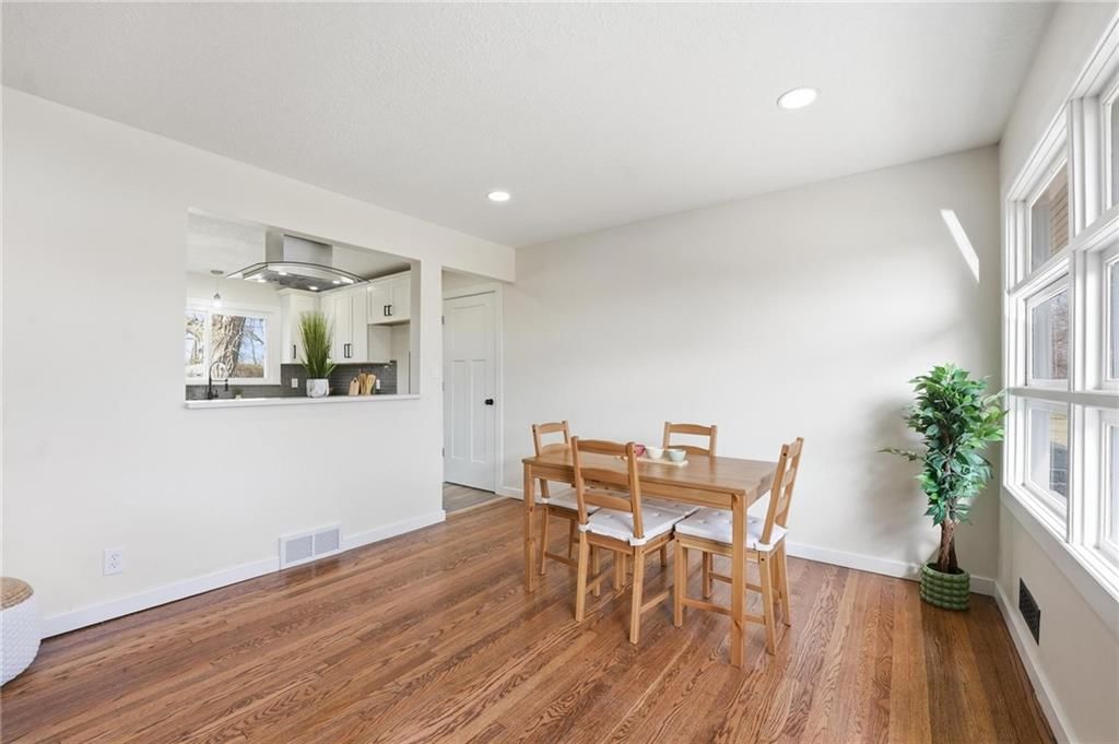 6402 N Forest Avenue — photo 16