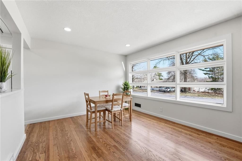 6402 N Forest Avenue — photo 23
