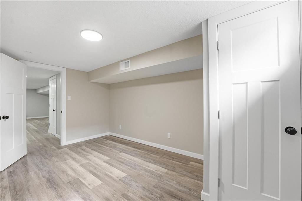6402 N Forest Avenue — photo 29