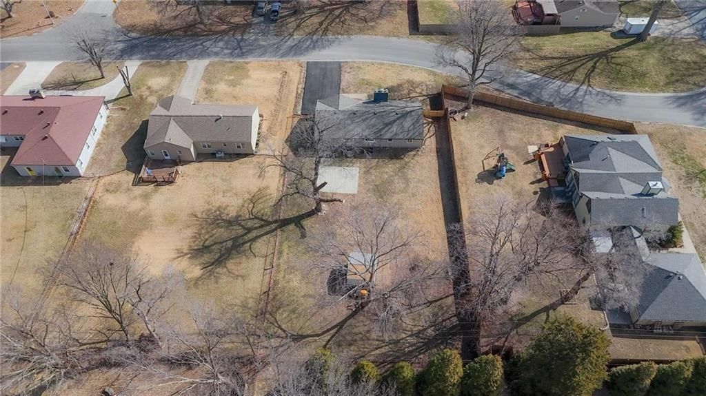 6402 N Forest Avenue — photo 38
