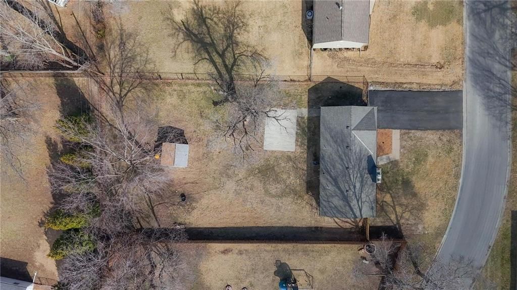 6402 N Forest Avenue — photo 41