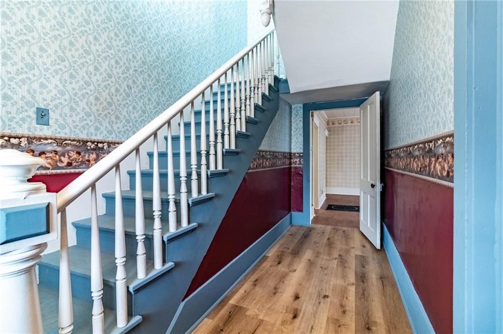 406 S Tebo Street — photo 10