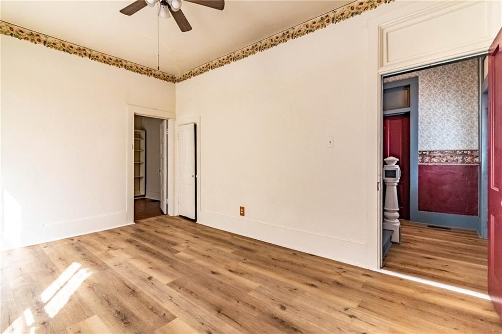 406 S Tebo Street — photo 12