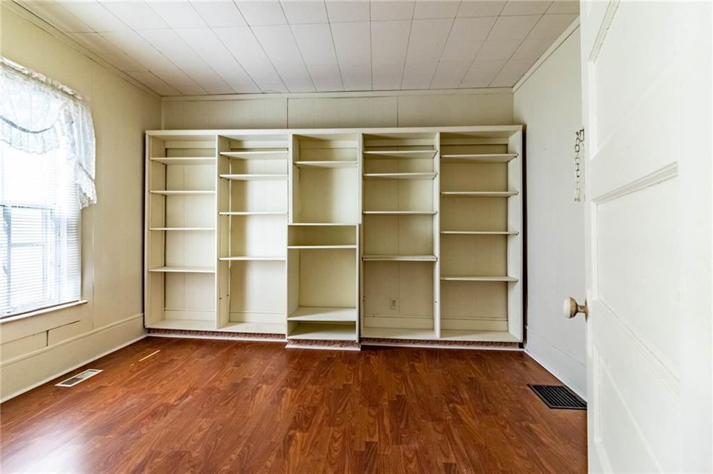 406 S Tebo Street — photo 13