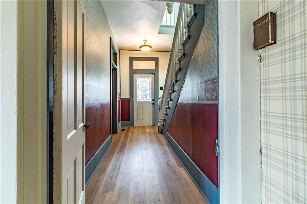 406 S Tebo Street — photo 17