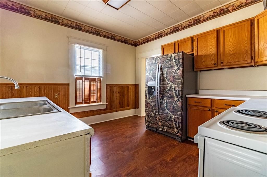 406 S Tebo Street — photo 27