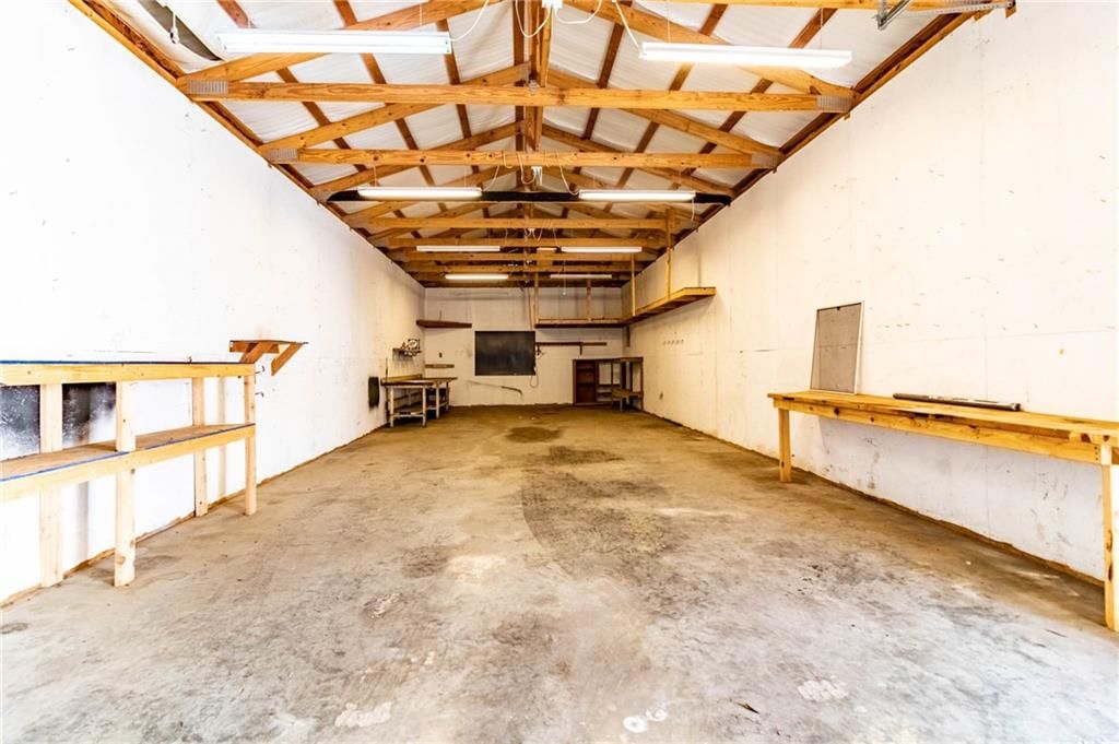 406 S Tebo Street — photo 42