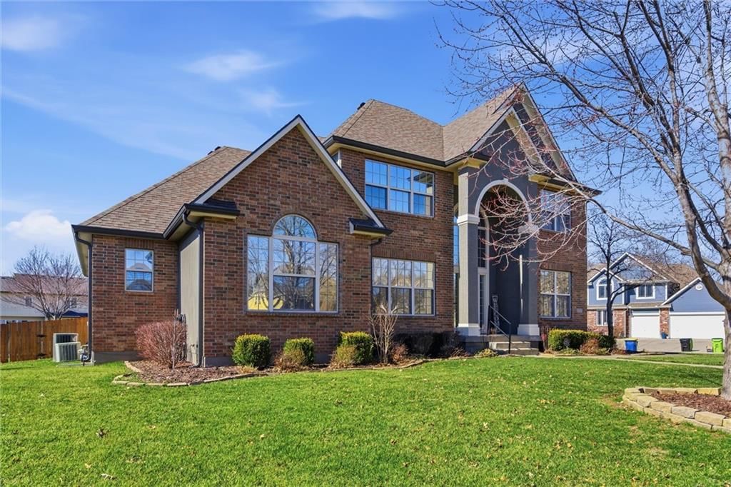 401 SE Hackamore Court — photo 3