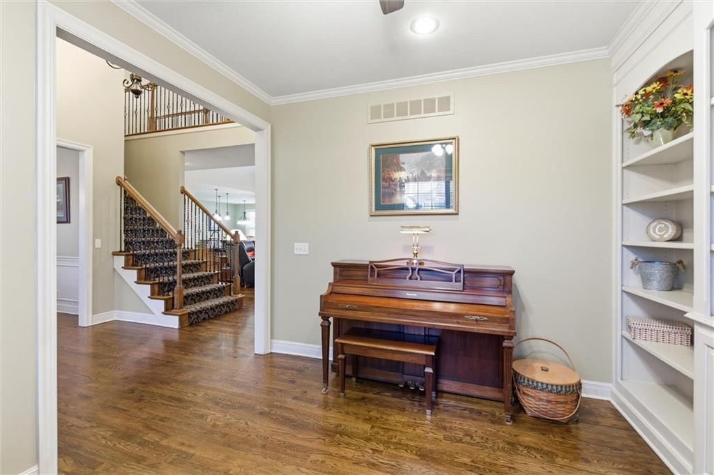 401 SE Hackamore Court — photo 6