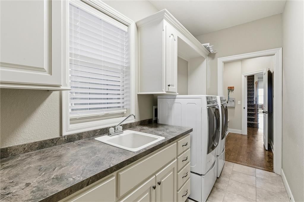 401 SE Hackamore Court — photo 26