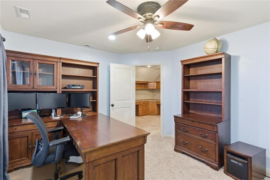 401 SE Hackamore Court — photo 29