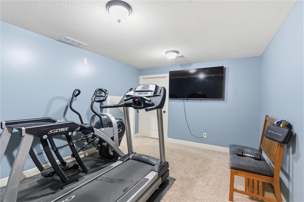 401 SE Hackamore Court — photo 43