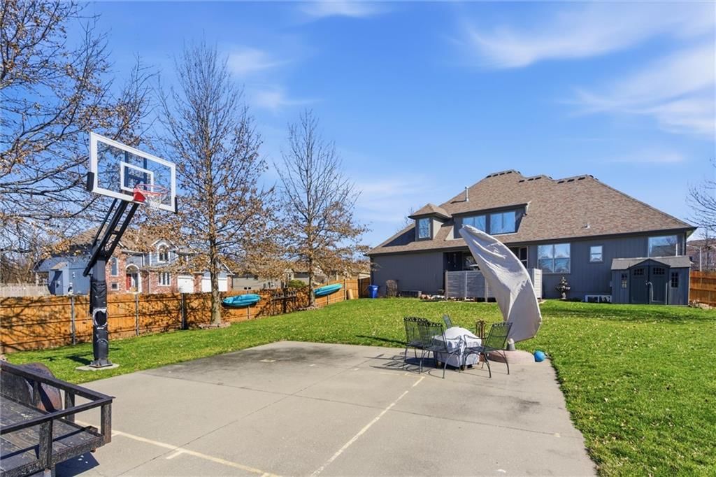 401 SE Hackamore Court — photo 47